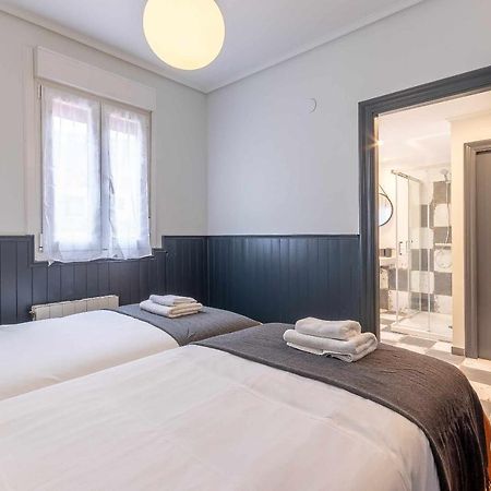 Apartamento Kuia Con Vistas Frontales A La Ria De Bilbao Cerca Del Metro Erandio Kültér fotó