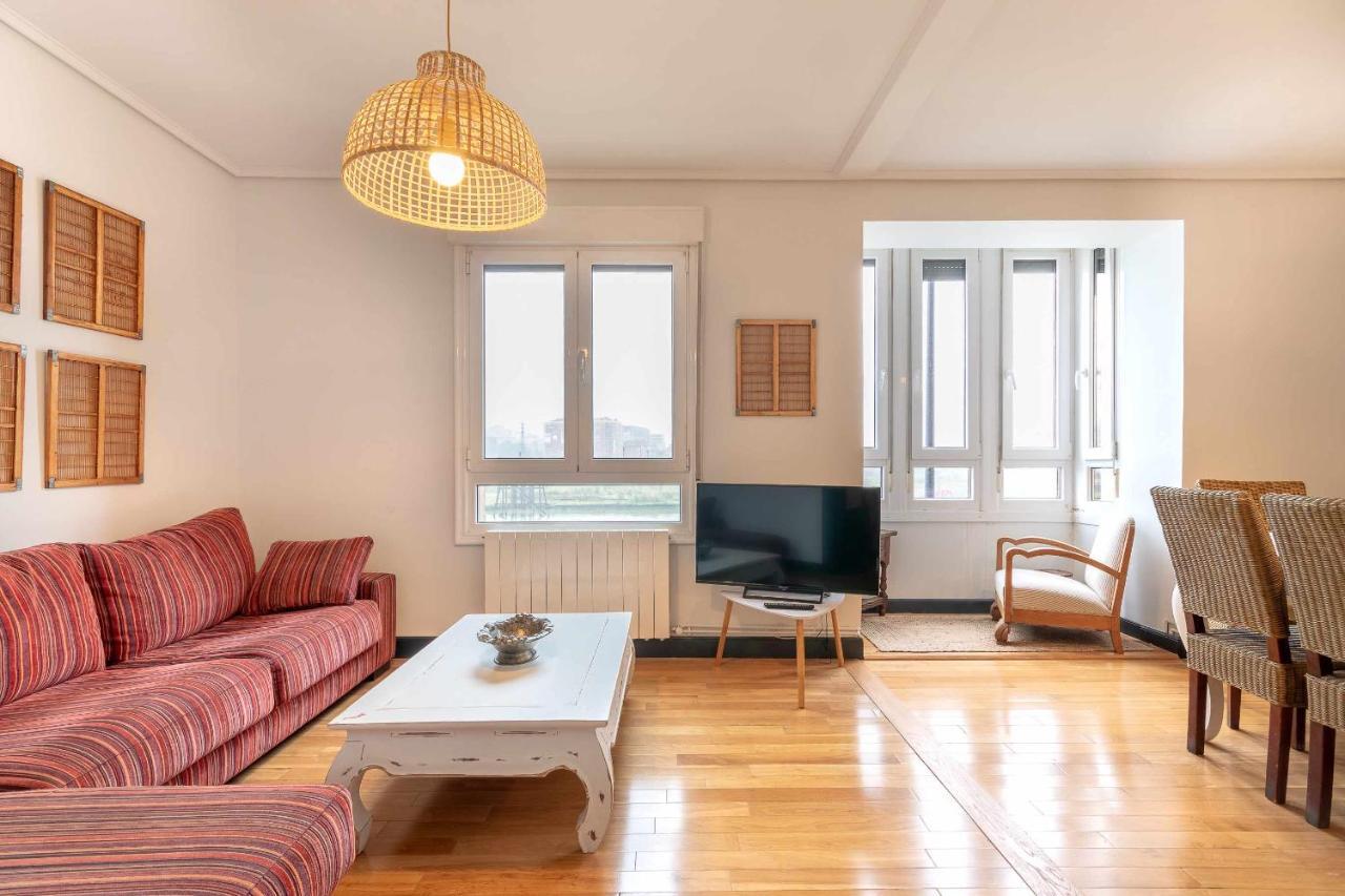 Apartamento Kuia Con Vistas Frontales A La Ria De Bilbao Cerca Del Metro Erandio Kültér fotó
